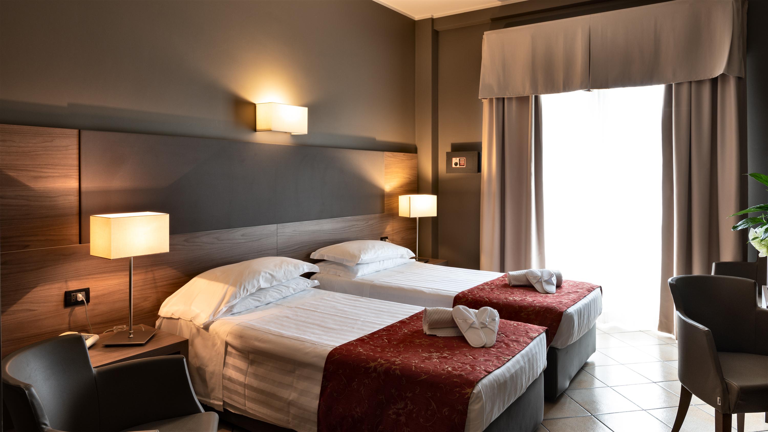 Hotel Sunflower Милано Екстериор снимка