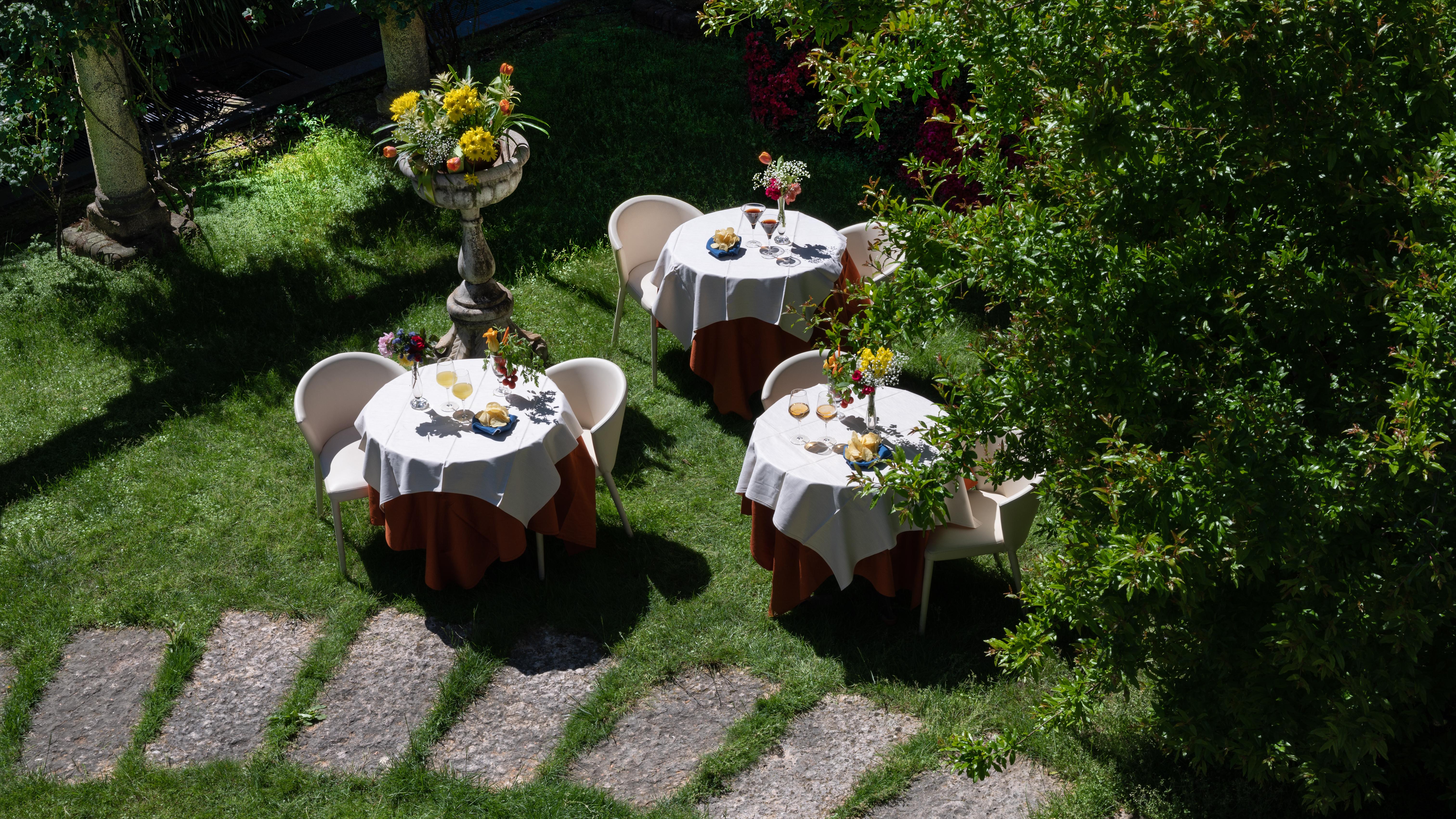 Hotel Sunflower Милано Екстериор снимка