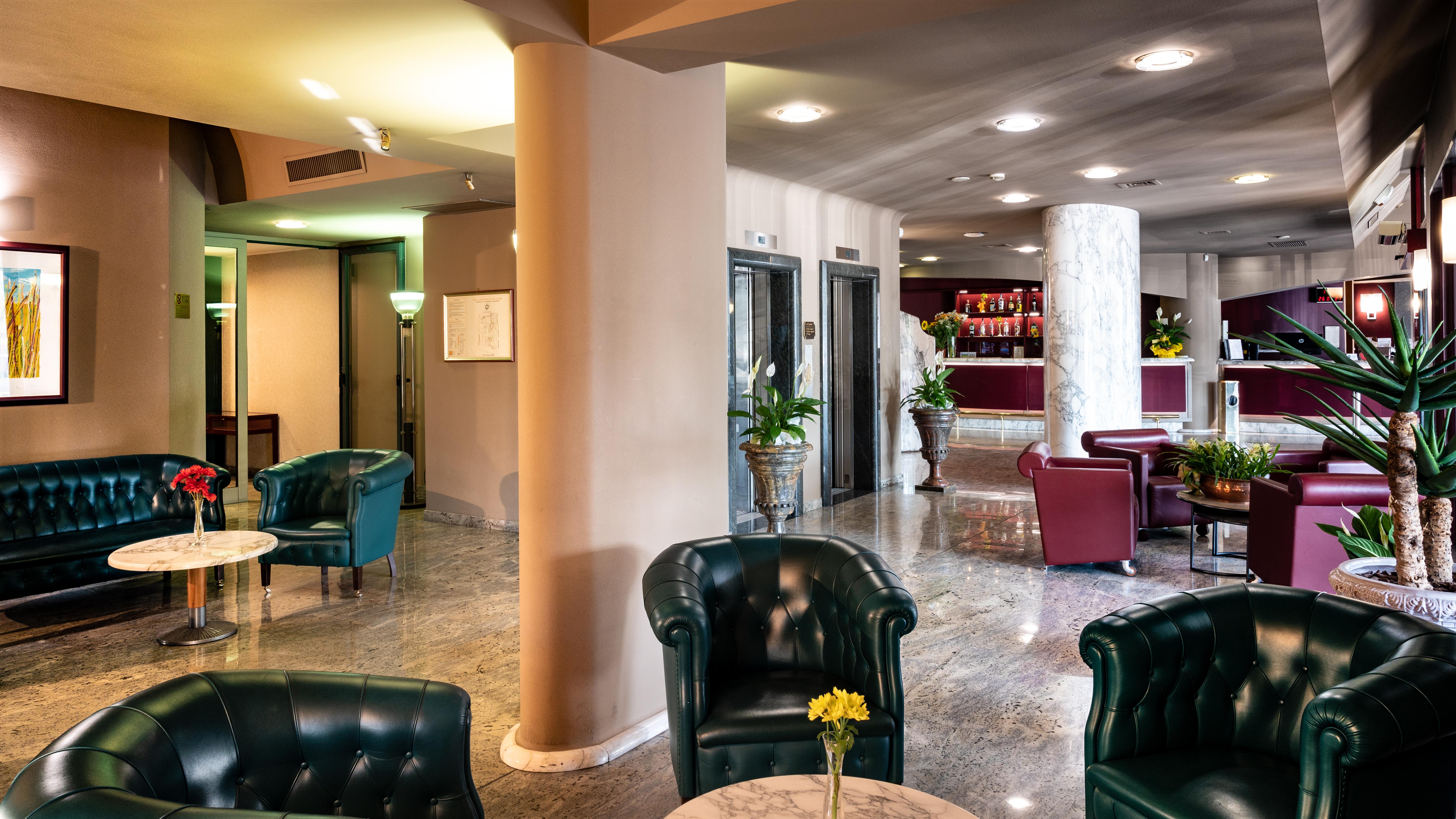 Hotel Sunflower Милано Екстериор снимка